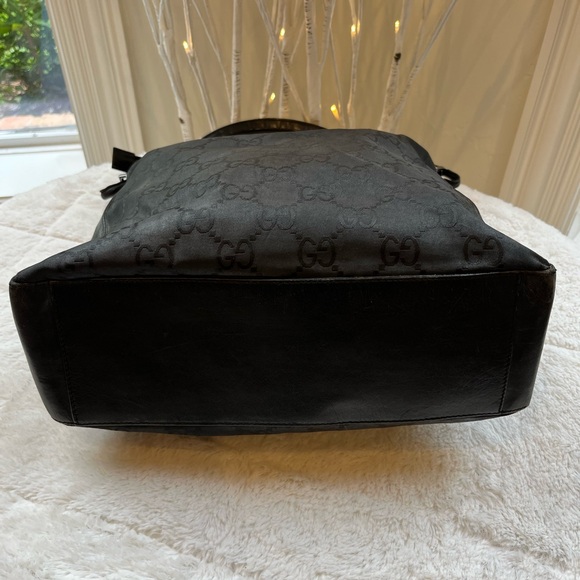 Authentic Gucci monogram vintage  shoulder bag - Picture 12 of 15